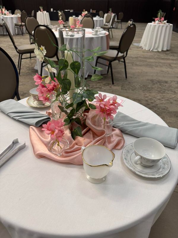 Client love, recent blogs, May highlights, public events &amp; vendor introduction - mailchi.mp/venuelc/june20…