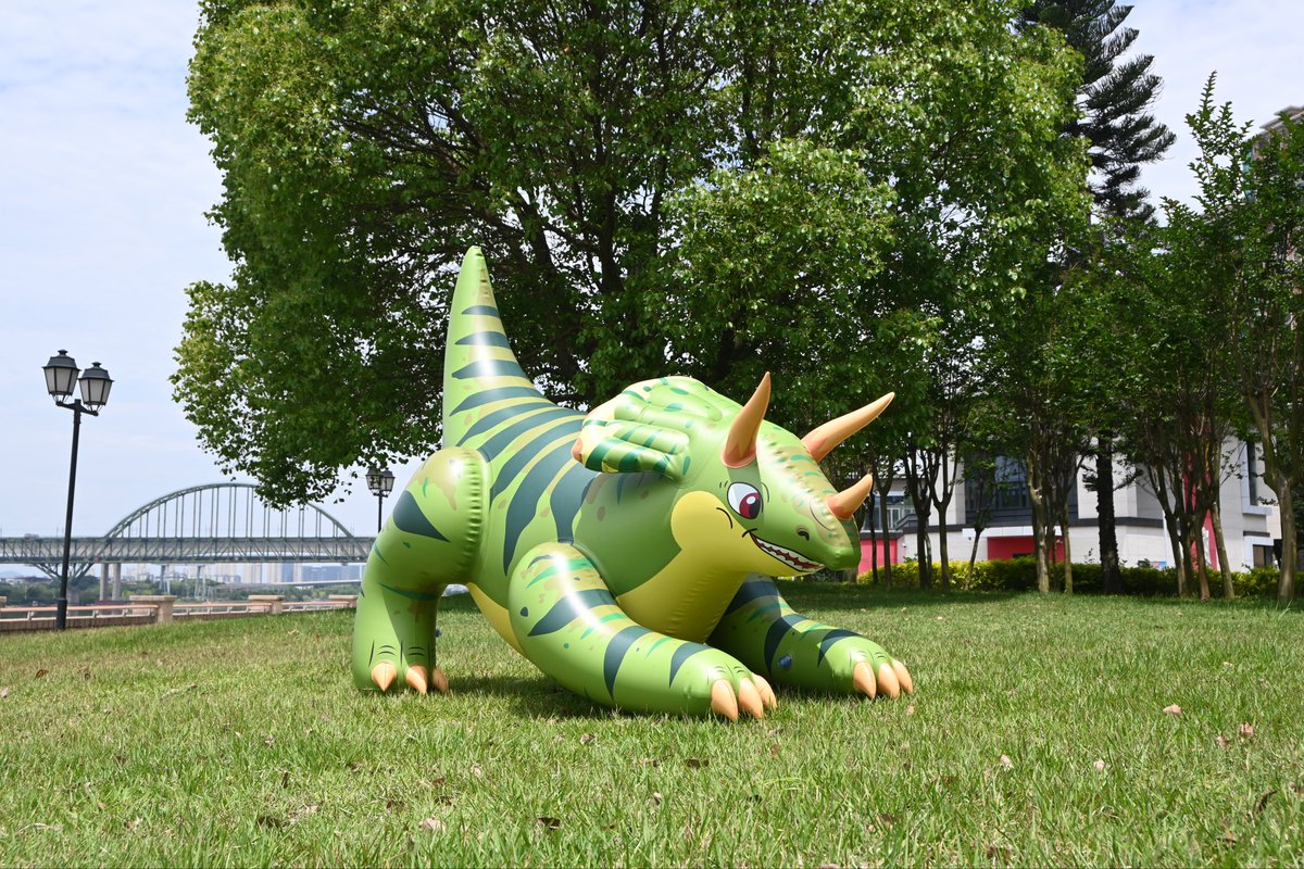 JetCreations's tweet image. ☀️ Take your summer fun to the next level!
Bring your Jet Creations inflatable toys to the beach and make every wave an adventure! 🌊🐯🦖
Lightweight, portable, and picture-perfect!
#SummerVibes #BeachDay #InflatableFun #JetCreations #BeachToys #FamilyFun #Inflatables