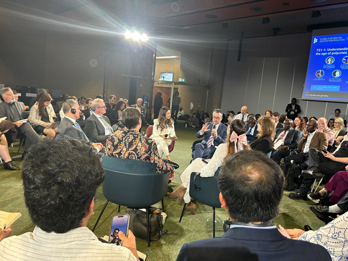 columbia_ncdp's tweet image. The session on "Understanding systemic risk in the age of polycrisis" at the @UNDRR has wrapped up with engaging conversations on how to create a resilient future. ow.ly/2Xp850W4601
#GPDRR2025 @j_devincenzo @jeffschlegel @columbiaclimate