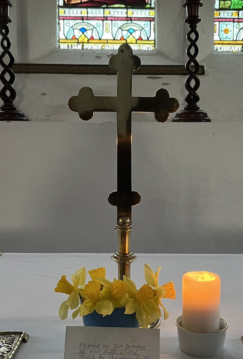 Bring them home. Including the 2 Ukrainian boys for whom I’ve lit this candle at every church service for 2+ long years. Kidnapping the children was/is a heinous crime. Their return must be part of any peace deal. petition.parliament.uk/petitions/7258…