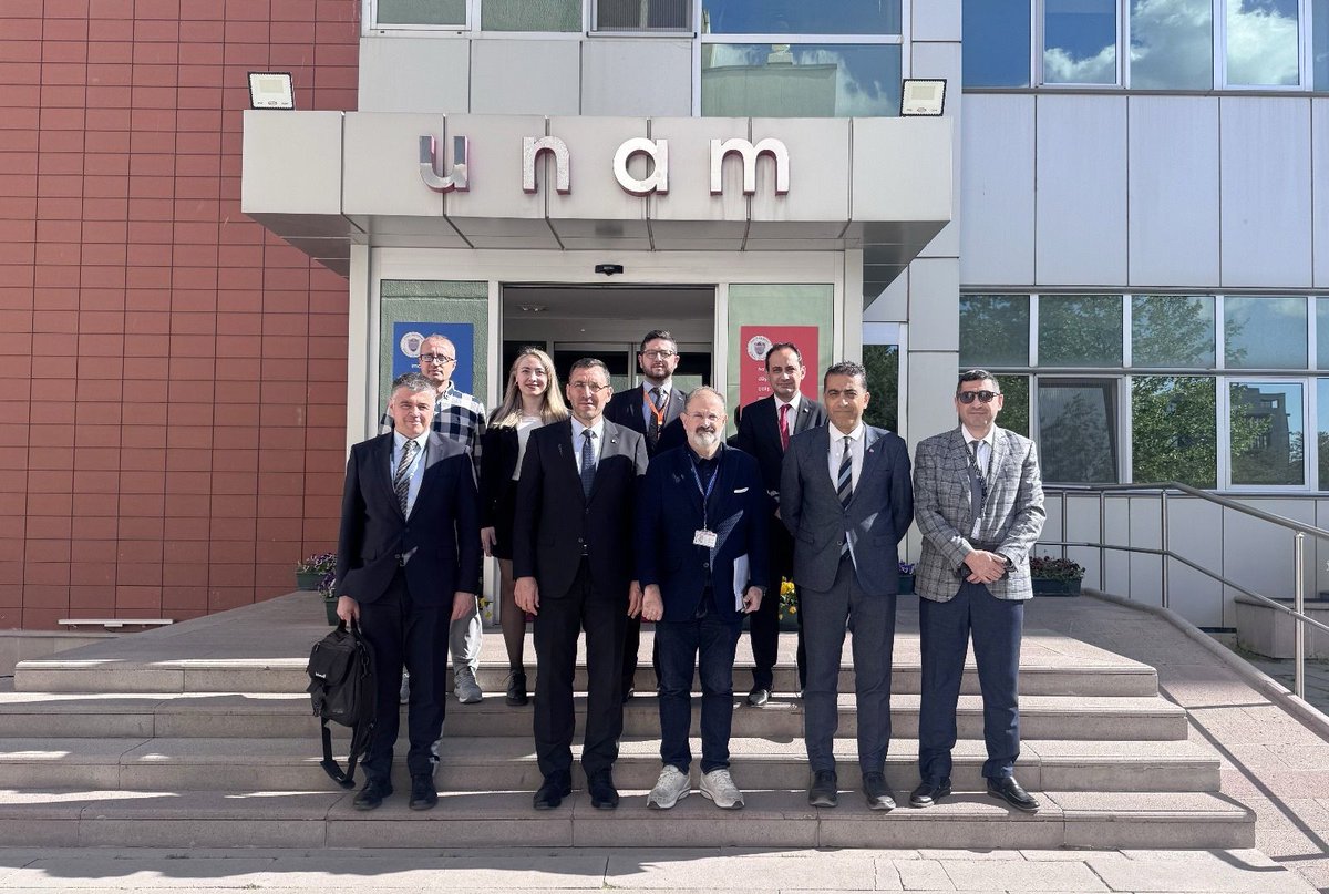 Bilkent UNAM ve <a href="/roketsan/">ROKETSAN</a> Yüksek Teknolojide Stratejik İş Birlikleri için Bir Arada: unam.bilkent.edu.tr/2025/05/20/bil…

Bilkent UNAM and ROKETSAN Explore Strategic Collaborations in Advanced Technologies:
unam.bilkent.edu.tr/en/2025/05/20/…