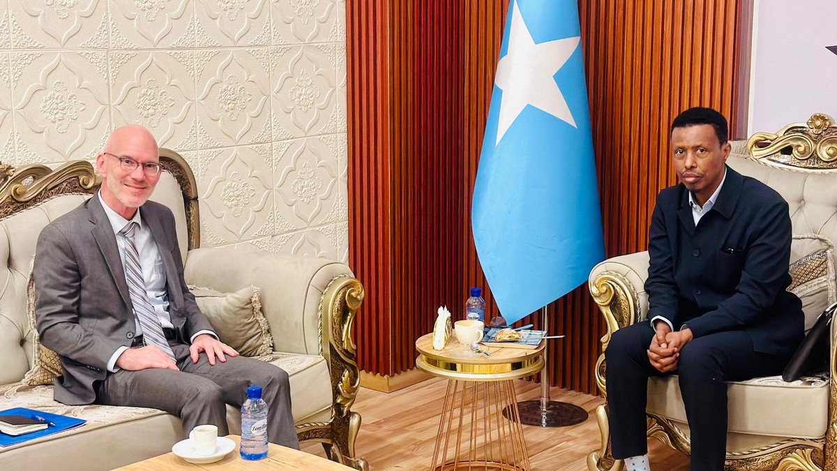 UNTMIS (@untmis_) on Twitter photo In #Mogadishu today, <a href="/UN/">United Nations</a> Special Representative James Swan appreciated the opportunity to meet with the National Security Advisor, <a href="/XuseenMacallin/">Hussein Sheikh-Ali</a>, to learn about latest developments with #Somalia’s #security situation and discuss how the international community can best provide In #Mogadishu today, <a href="/UN/">United Nations</a> Special Representative James Swan appreciated the opportunity to meet with the National Security Advisor, <a href="/XuseenMacallin/">Hussein Sheikh-Ali</a>, to learn about latest developments with #Somalia’s #security situation and discuss how the international community can best provide