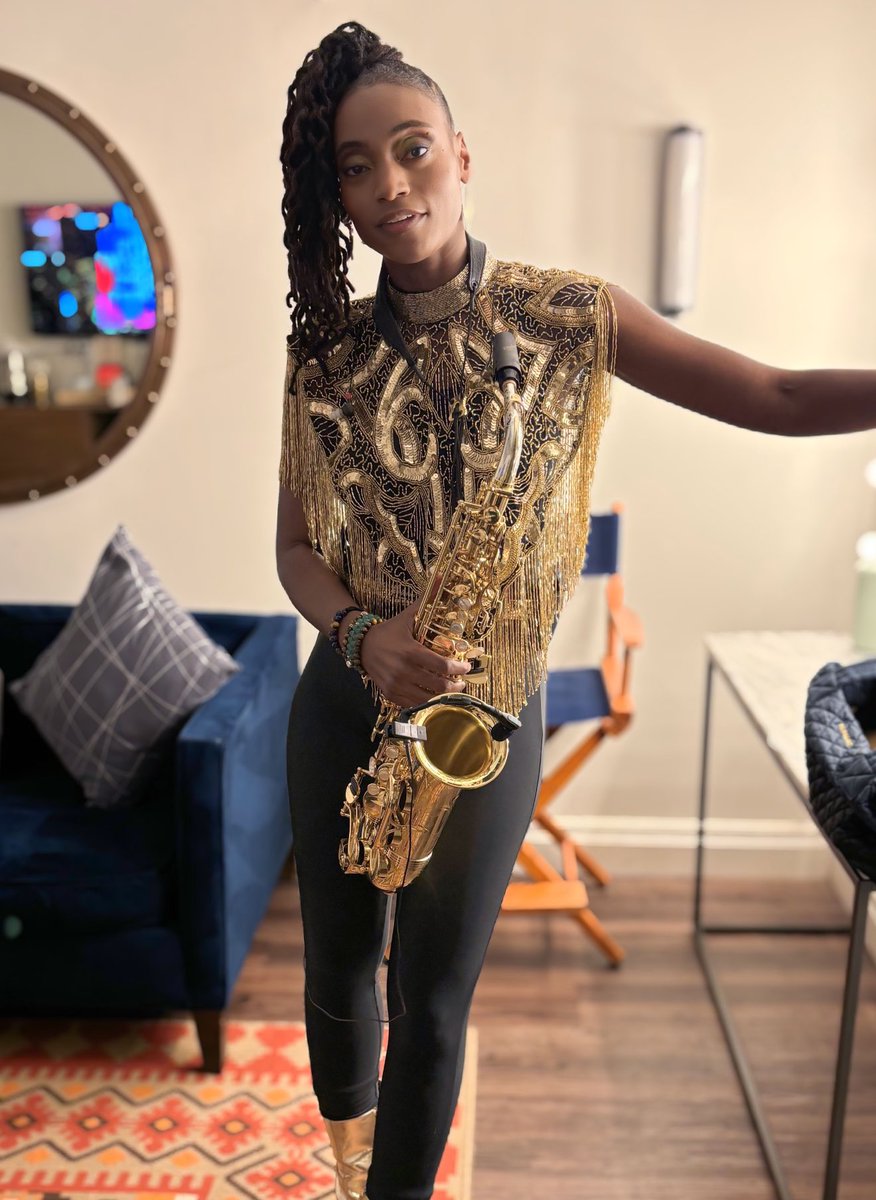 LakeciaB's tweet image. Dreaming Big Hollywood Bowl here we come ! Tour of my dreams !!! Debuting at Hollywood Bowl , SF Jazz Festival , Love Supreme Festival , North Sea Jazz festival and a ton of amazing venues . See you on the amazing Road first up
June 13 SF Jazz Festival
June 14 Hollywood Bowl