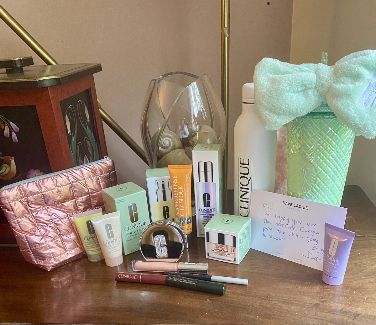 Liz Howard tweet media