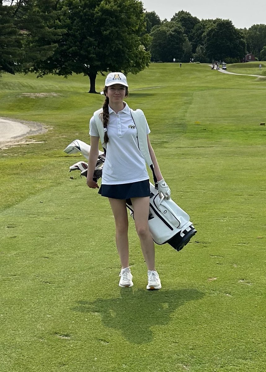 Good luck to Kathryn Ventura in the MIAA State Golf Tournament today in Wayland!  Thanks to Coach Fazio for the picture!