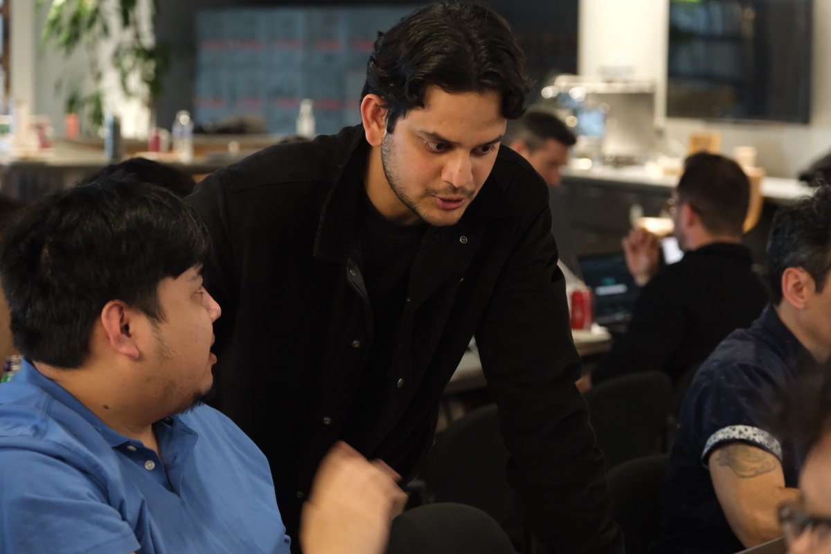 last month i hosted vancouver’s first vibe coding irl sprint
brought together 50+ ai builders for a night of solo hacking

s/o to partners: <a href="/DefangLabs/">Defang</a> , <a href="/DurableAI/">Durable</a> , <a href="/KPMG_Canada/">KPMG Canada</a> , <a href="/CaterDash/">CaterDash</a>