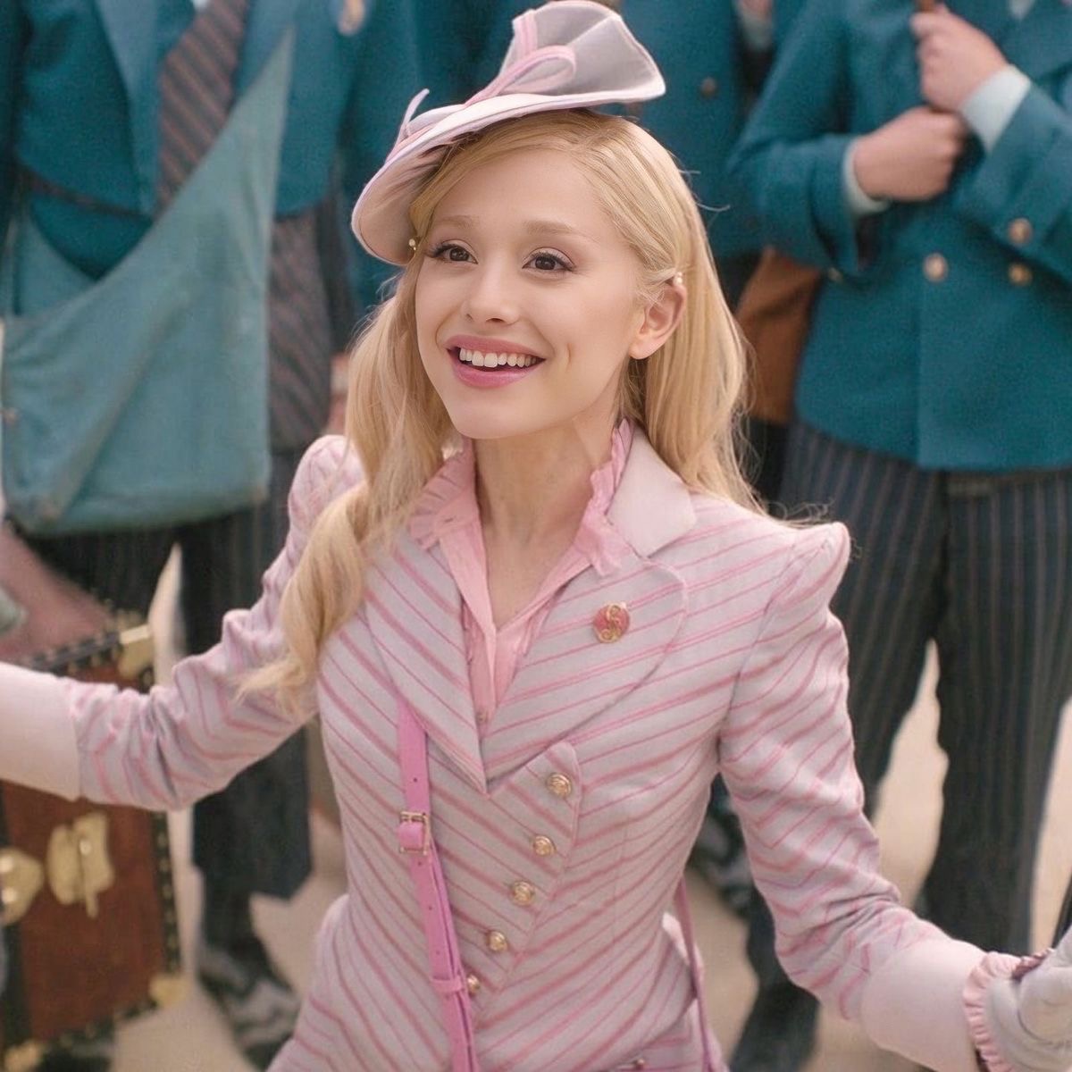 viIIarobbie's tweet image. what a homoerotic situationship with your best friend does to an mf