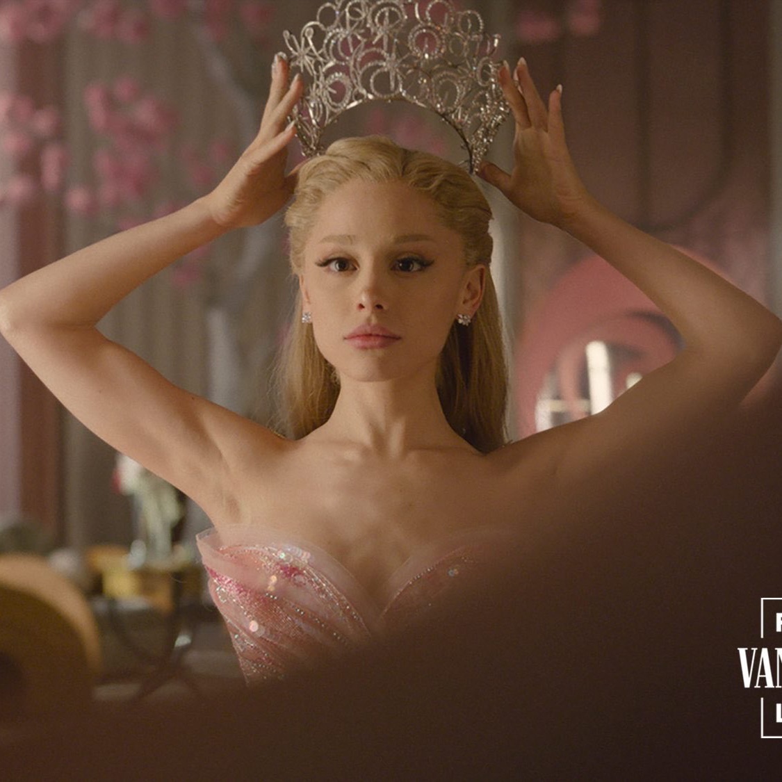 viIIarobbie's tweet image. what a homoerotic situationship with your best friend does to an mf