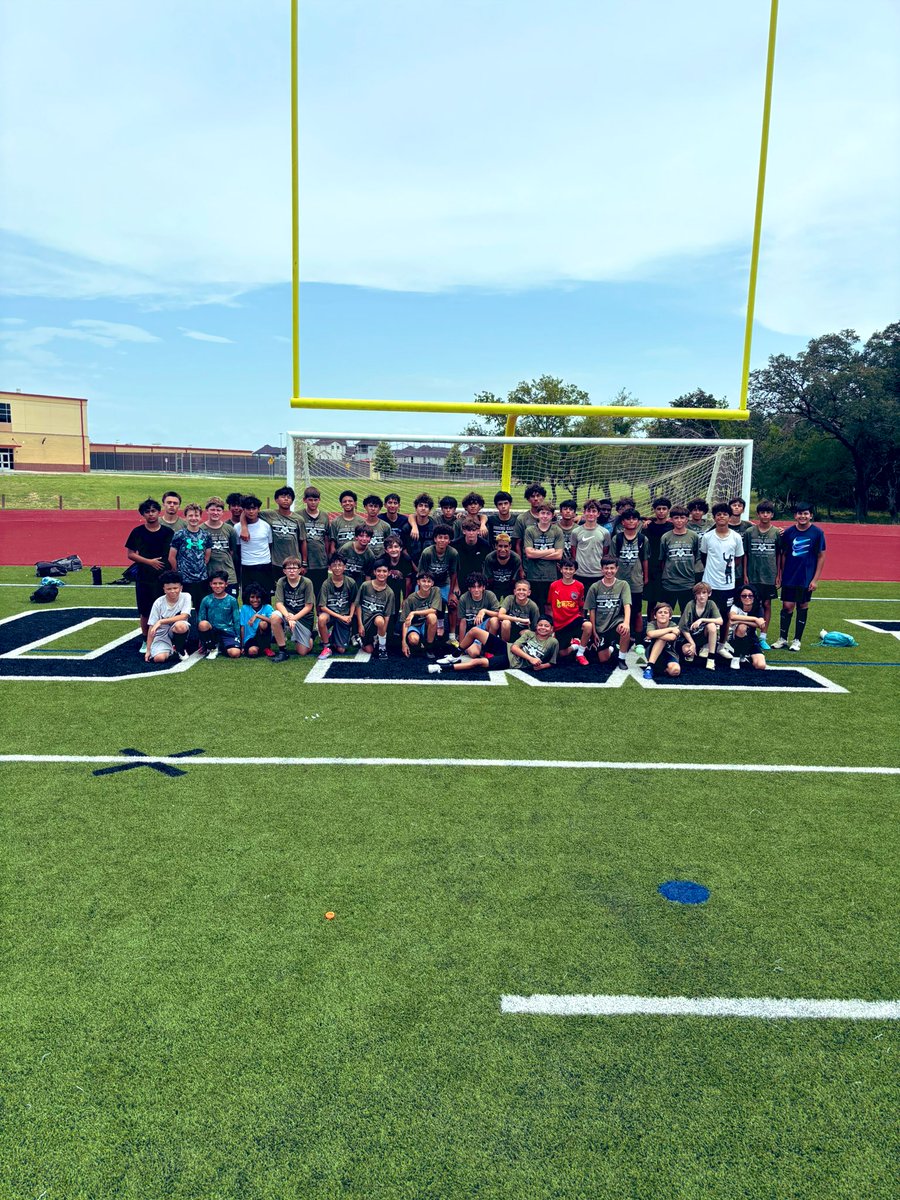 That’s a wrap on a very successful Sotomayor Boys Soccer camp! Very excited for the 25-26 soccer season!