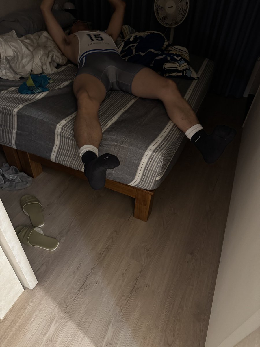 老公你這是在……？色誘我嗎