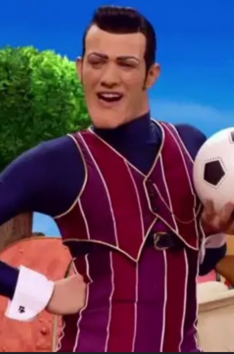 xgraceok's tweet photo. I thought I recognized Charlie from somewhere 😭😭  #LoveIslandUSA https://t.co/3gZn5NILlG