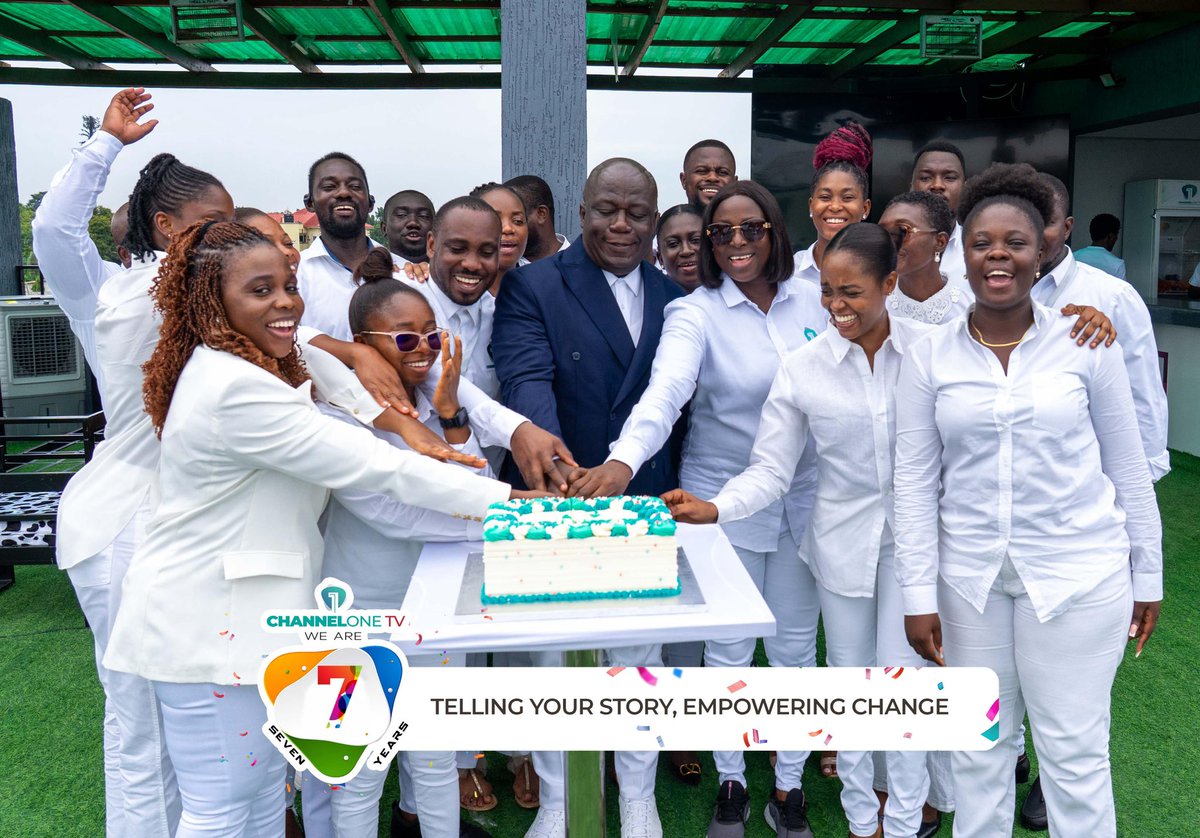 Channel1TVGHA's tweet photo. Money, money, money, moooneeeyyy 🎶
The Sales and Marketing Team swapped the greens for all whites on our big 7th. And they looked mighty fine too 😍
#ChannelOneTurns7 #7YearsStrong
#OneWithYou
#TellingYourStory #EmpoweringChange
#WeAre7Years https://t.co/obqZJMmuPE