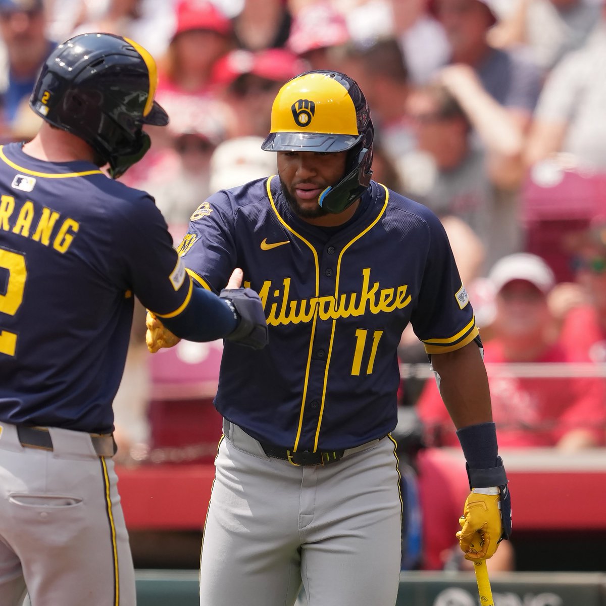 Milwaukee Brewers (@brewers) on Twitter photo Light day of work for <a href="/Bryanchourio11/">jackson chourio</a>
🔵 3 Hits
🔵 1 HR
🔵 2 RBI
🔵 2 R
🔵 1 SB
→ brewers.com/vote Light day of work for <a href="/Bryanchourio11/">jackson chourio</a>
🔵 3 Hits
🔵 1 HR
🔵 2 RBI
🔵 2 R
🔵 1 SB
→ brewers.com/vote