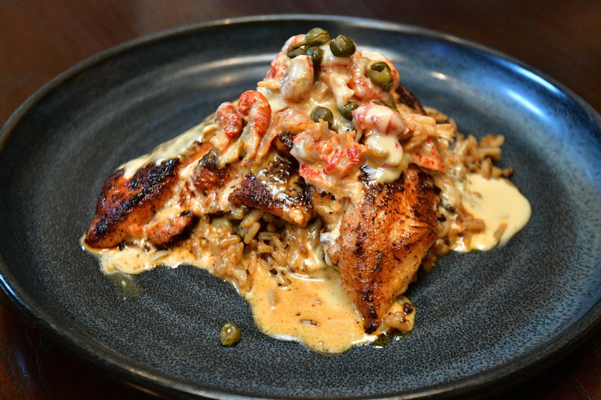 Mouth-watering is an understatement! 😍🤤 Enjoy stunning plates and seafood favorites when you visit @babinsseafood 🔥