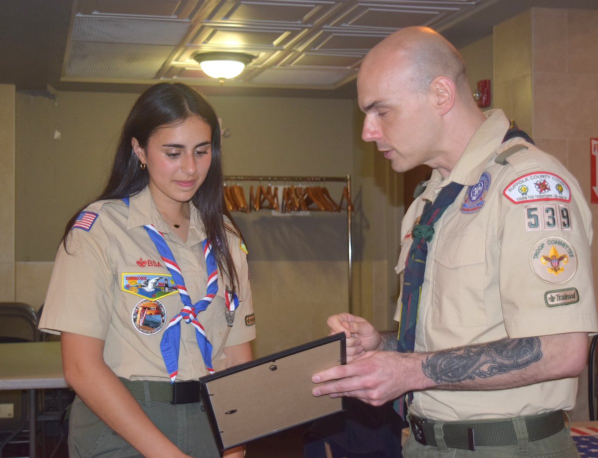 Smithtown CSD (@smithtowncsd) on Twitter photo SOARING LIKE AN EAGLE!
<a href="/SCSD_HSW/">Smithtown West</a> student receives Scouting America's highest honor.
smithtown.k12.ny.us/News/Soaring-lโฆ
#BELIEVE SOARING LIKE AN EAGLE!
<a href="/SCSD_HSW/">Smithtown West</a> student receives Scouting America's highest honor.
smithtown.k12.ny.us/News/Soaring-lโฆ
#BELIEVE