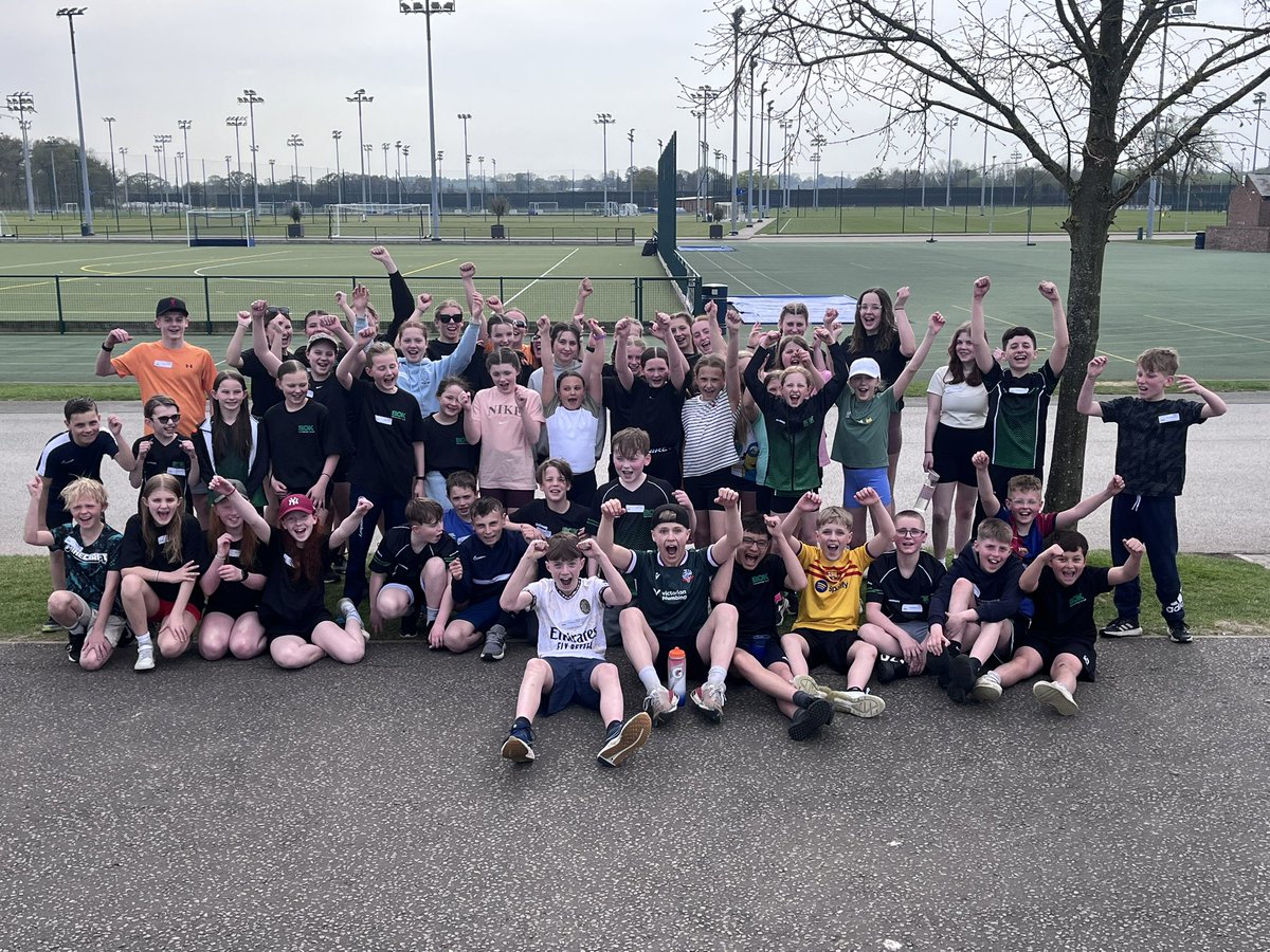 Thank you to all our helpers on NATIONAL VOLUNTEER WEEK! 
Our swimmers have the talent, our volunteers make it happen. So many opportunities, so rewarding, so much fun. Why wouldn’t you want to share in the clubs success? DM for more info.