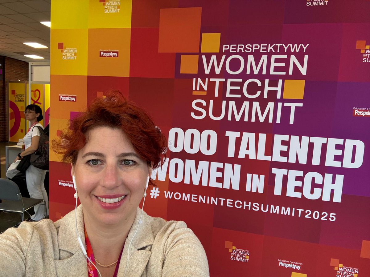 Honored to speak at today's <a href="/PerspektywyPL/">Perspektywy</a> Women in Tech Summit in #Warsaw on "Polish #Quantum Frontiers". Thank you Pamela Krzypkowska for excellent moderation, my amazing co-panelists, and Bianka Siwinska for organizing this inspiring event!
Poland's quantum future is bright