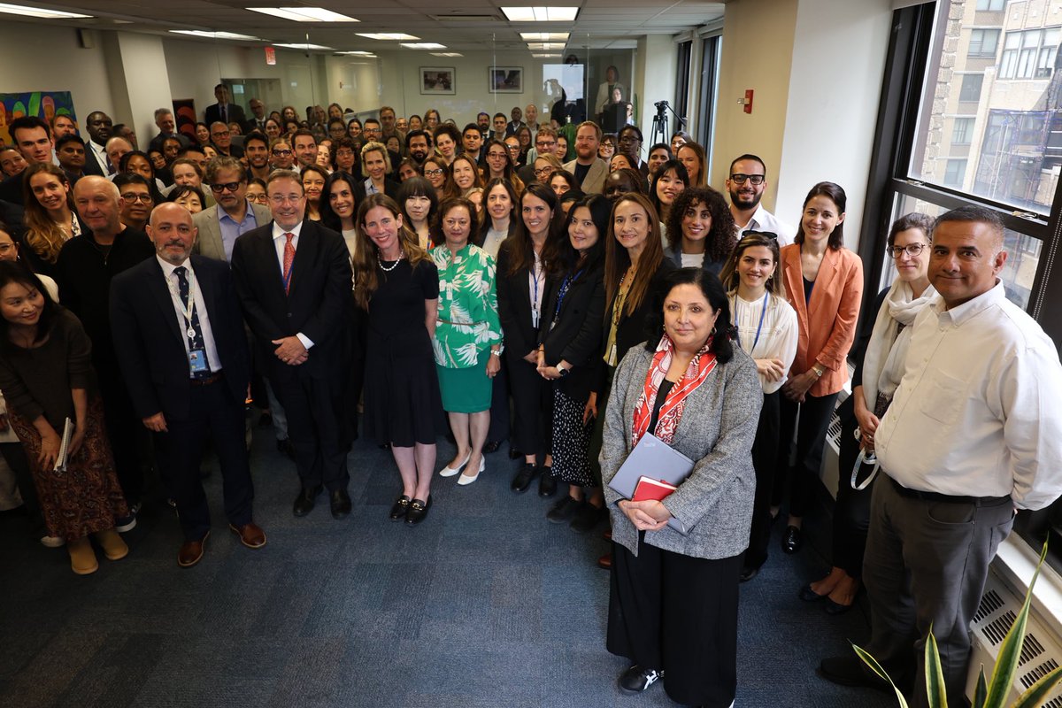 As <a href="/UNDP/">UN Development</a> Administrator <a href="/ASteiner/">Achim Steiner</a> attends his last #UNDPEB, I thank him &amp; would like to honour his exceptional leadership, vision, &amp; unwavering commitment to sustainable development.

Your legacy will continue to shape UNDP's work to build an inclusive &amp; resilient future for all.