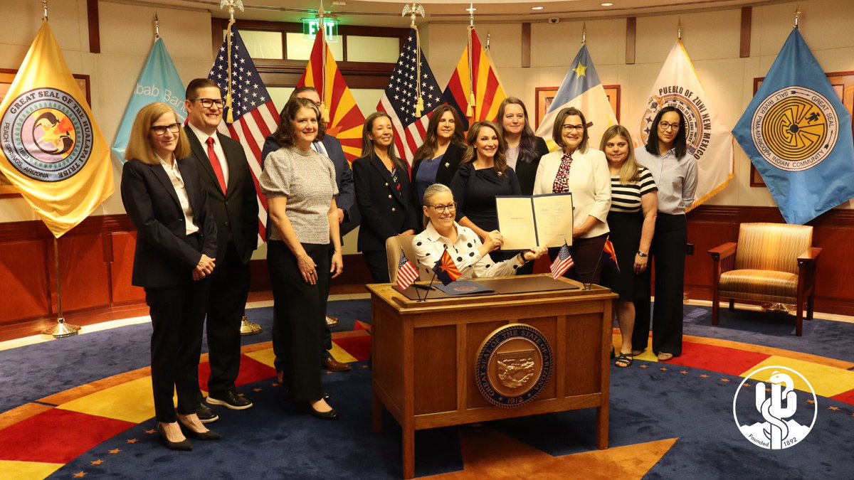 Thank you, <a href="/GovernorHobbs/">Governor Katie Hobbs</a> and <a href="/JWilloughbyAZ/">Julie</a>, for inviting physician advocates to the ceremonial signing of #HouseBill2175. This precedent-setting bill prohibits #ArtificialIntelligence from making the final decision on medical claims.

Together, we're keeping healthcare human.