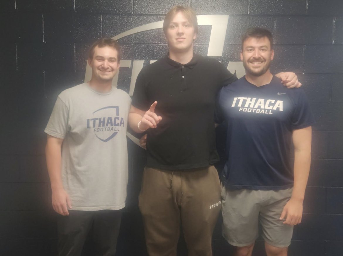 Zach Apple🦖 (@zachapple123) on Twitter photo Also loved stopping by ithica college thanks for showing me around <a href="/WillMargraff/">Will Margraff</a> <a href="/IthacaBomberFB/">Ithaca Bomber Football</a> Also loved stopping by ithica college thanks for showing me around <a href="/WillMargraff/">Will Margraff</a> <a href="/IthacaBomberFB/">Ithaca Bomber Football</a>