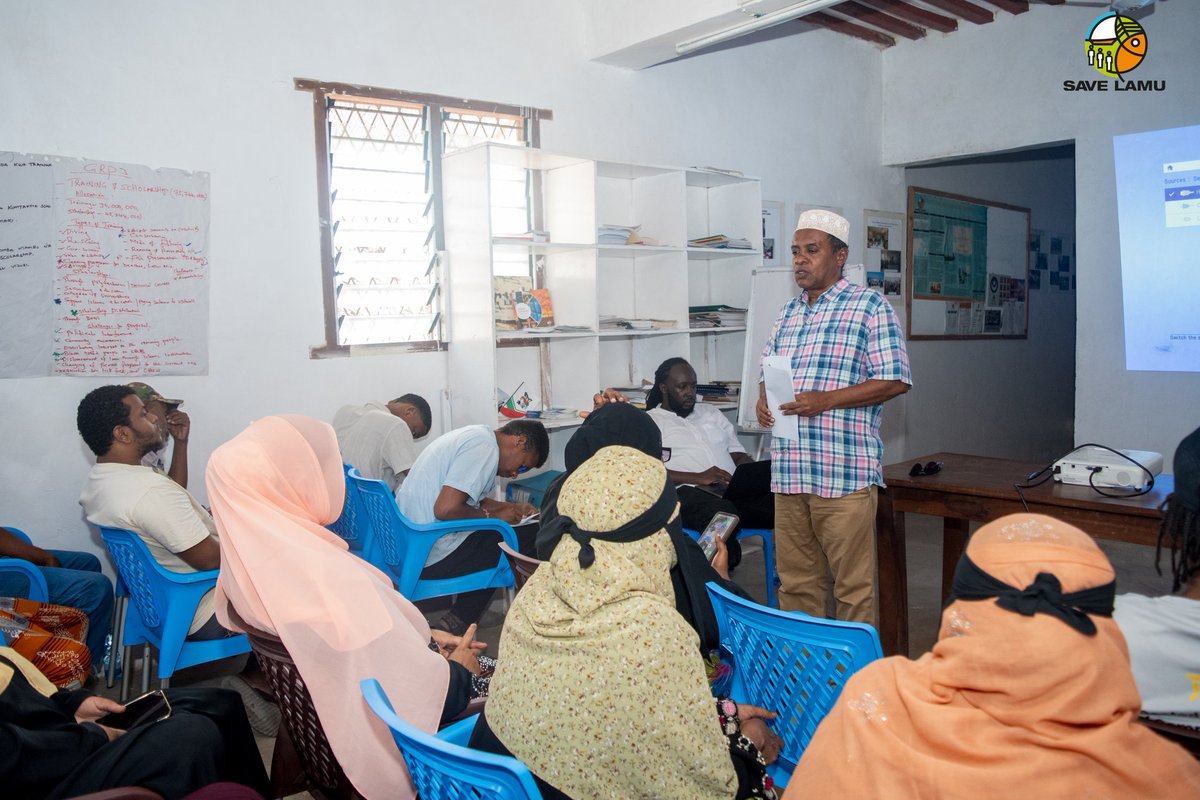 savelamu's tweet image. Save Lamu, Kenya Oil &amp;amp; Gas Working Group, and Natural Justice engage the community on oil exploration &amp;amp; policy. Locals raise concerns over lack of public participation and licensing of harmful projects. Stronger grassroots action proposed for Lamu &amp;amp; Kwale.
@naturaljustice