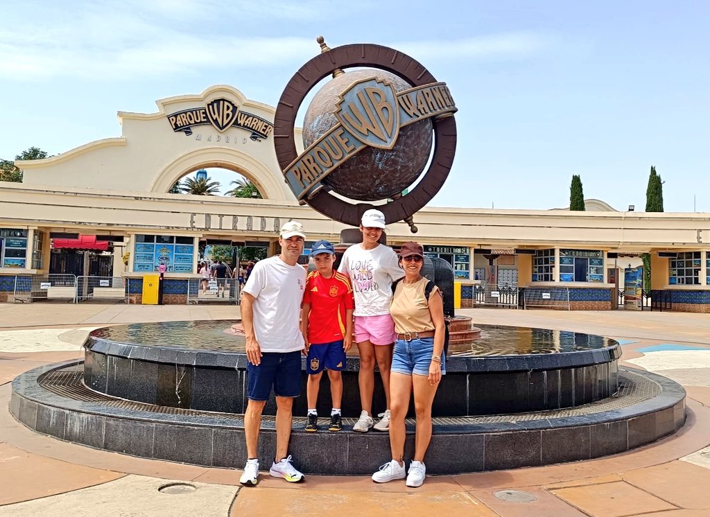 📍 <a href="/ParqueWarner/">Parque Warner Madrid</a>