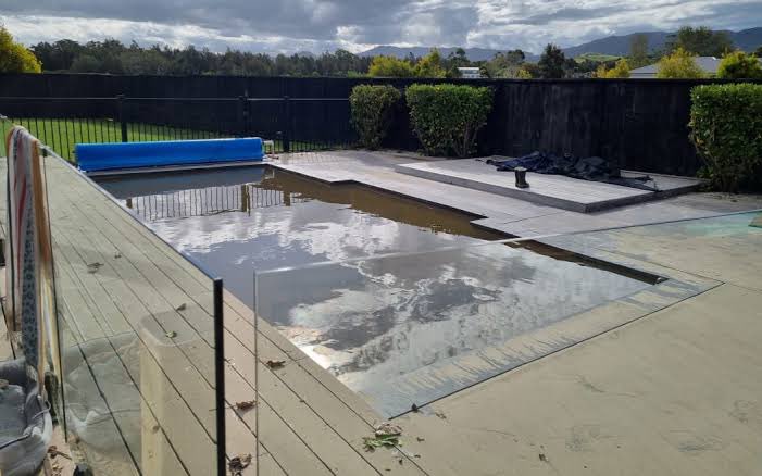 Rainy day update! 🌧️ We're hitting pause on installs today and tomorrow. It's just too wet and boggy to be walking on your lawns! 🚫🌳
Need a quote or a visit? I'm still taking calls! 📞 0800 24 74 74 or visit leisuretime.co.nz