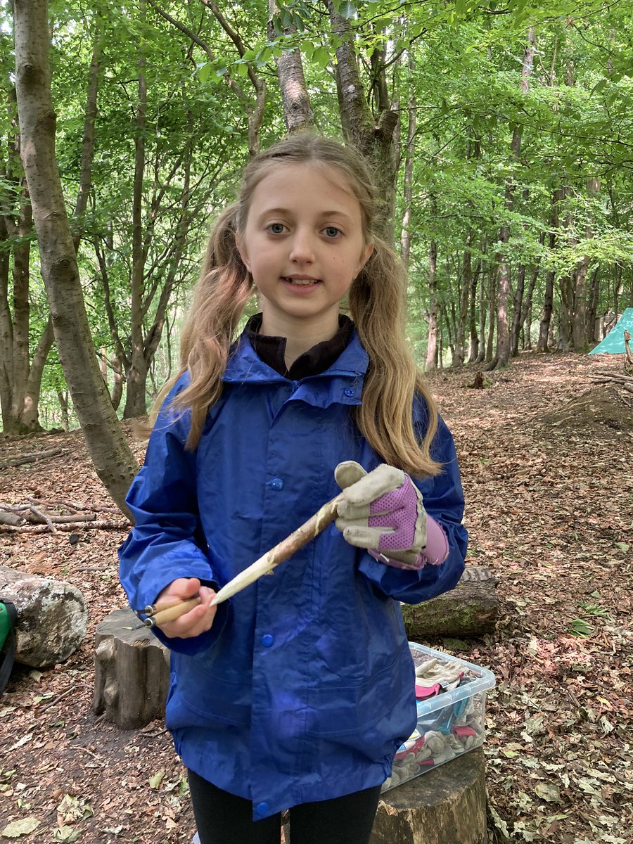 PipersForestSch's tweet image. Year 5 Forest Day 2025!
Whittling and carving wooden skewers.
#toolskills #whittling #pipersprep