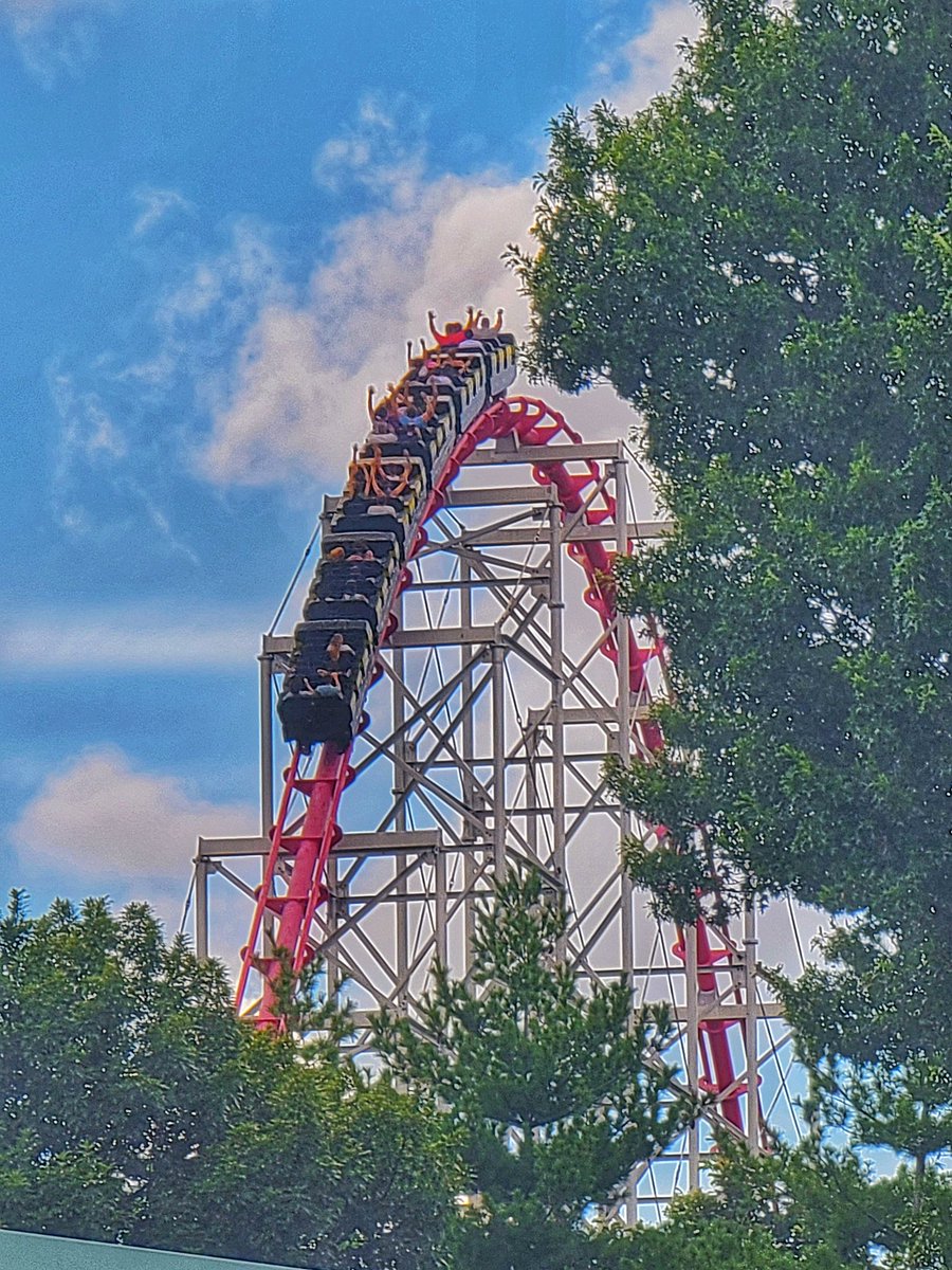 jsz1978's tweet photo. Mamba @worldsoffun
#hypercoaster #morganrollercoaster
#sixflags
#rollercoaster https://t.co/D92T5OXd3p