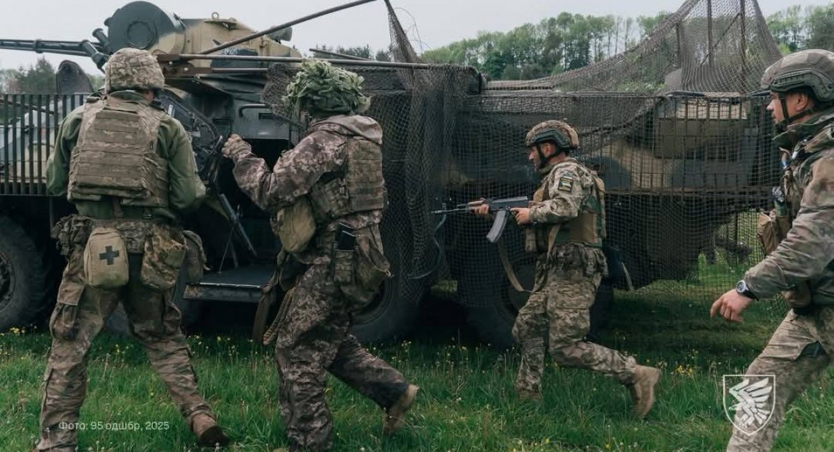 UK Defense Intelligence: russia's Casualty Count Approaches 1 Million
en.defence-ua.com/news/the_uk_de…