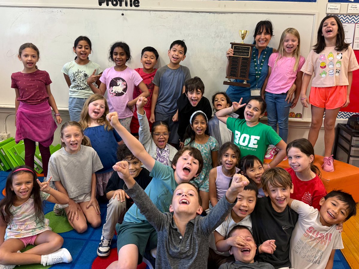 River Oaks IB World School tweet media