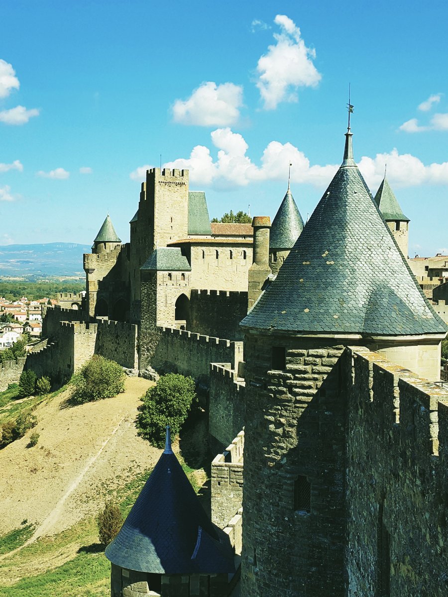 World_Harmony_'s tweet photo. Cité de Carcassonne, France - fortified city dating back to Gallo-Roman times. Restored in the 19th century https://t.co/6ZEJb94tHH