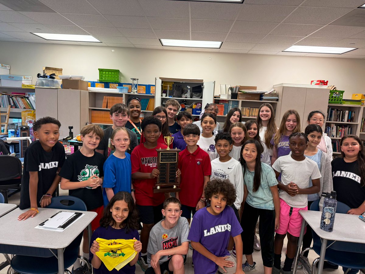 River Oaks IB World School tweet media