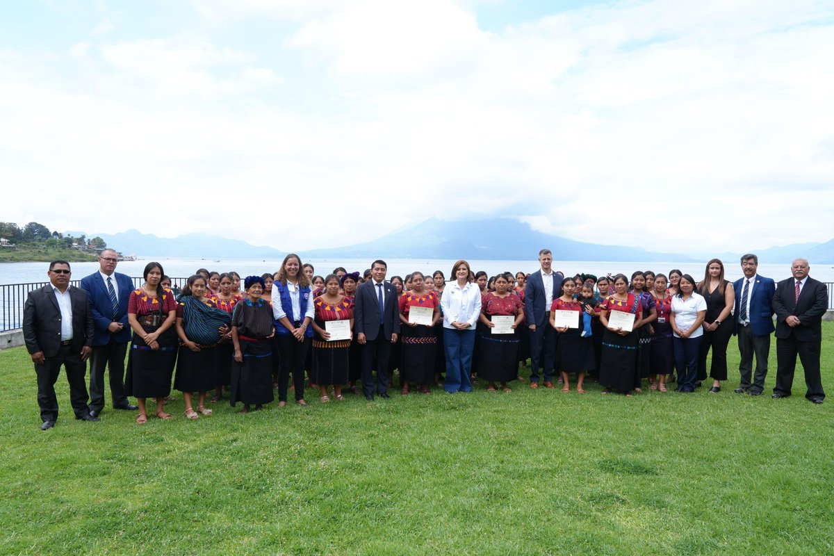 El capital semilla es una realidad para las mujeres de Santa Cruz La Laguna, Sololá. Este programa impulsa mejores condiciones de vida para niñas y mujeres, y transforma sus vidas y la de sus comunidades. Un logro alcanzado con la cooperación de <a href="/OIMGuatemala/">OIM Guatemala</a>  y la