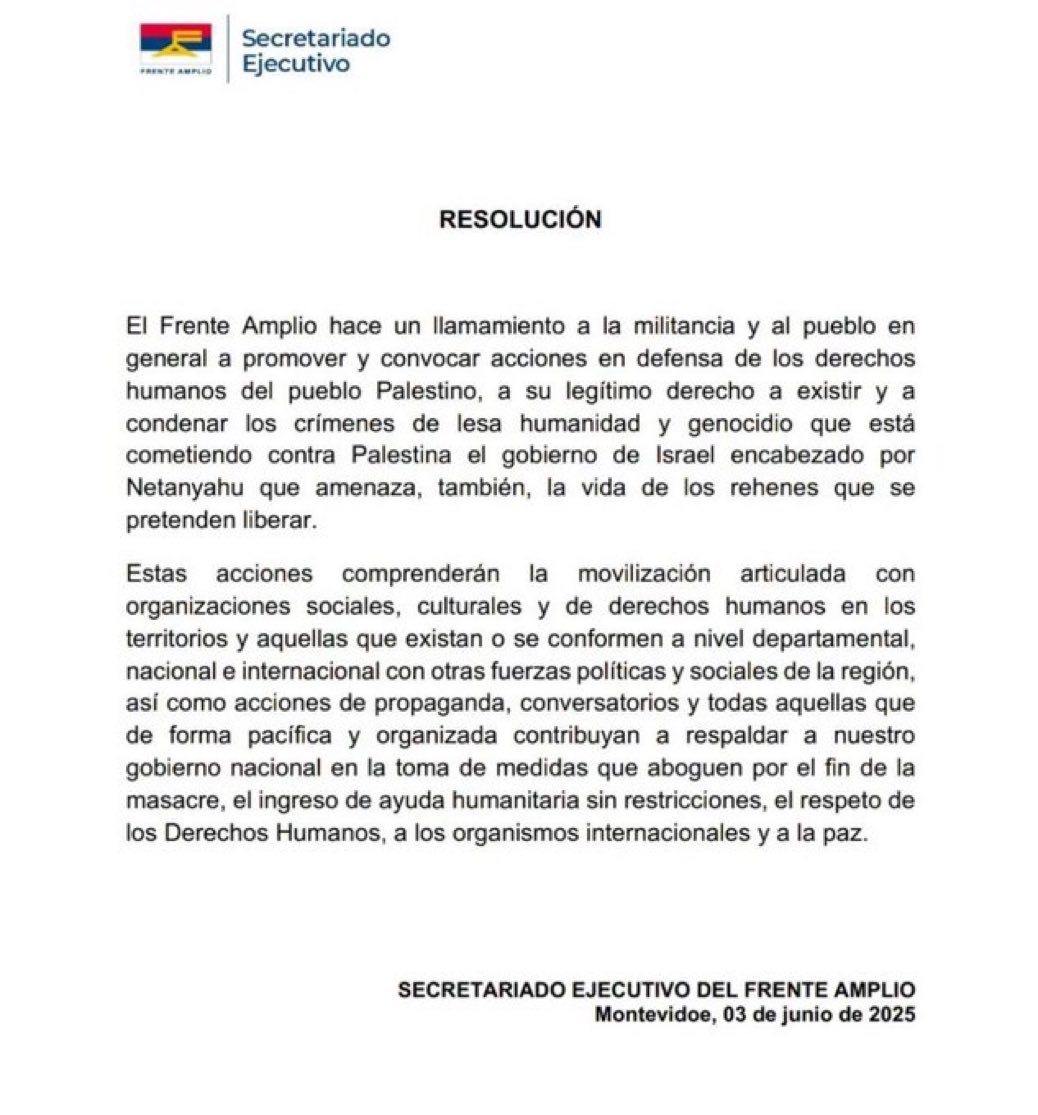Es bravo ser judío en el Uruguay con un gobierno del Frente cuando te tratan de genocida por defender a los inocentes secuestrados.
Nosotros siempre con el Estado de Israel 🇮🇱