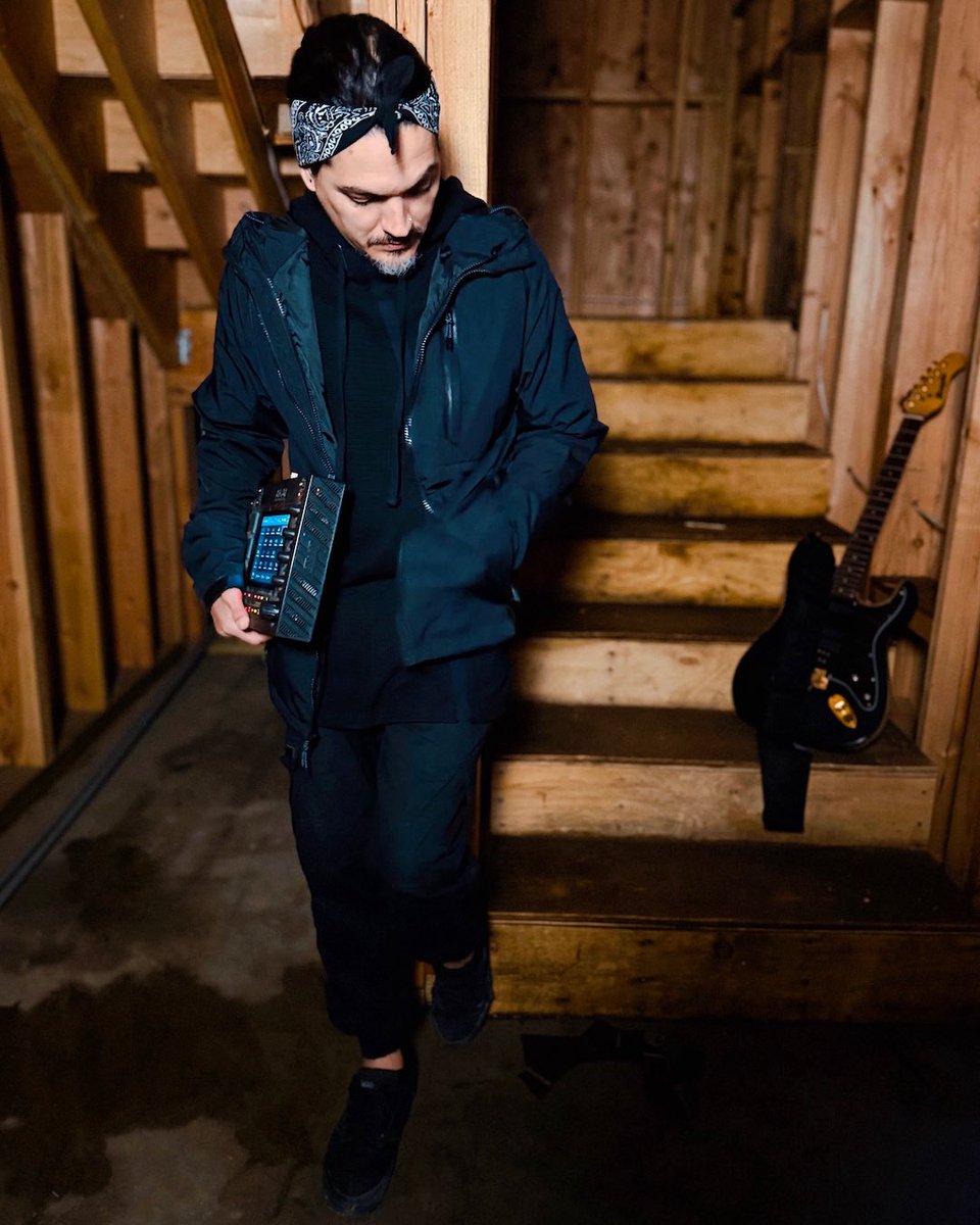 Which one you grabbing? The Memphis Partscaster or the MPC?

@akai_pro <a href="/futone/">futone</a> @dimarzioinc 

#musicproducer #producer #mixengineer #lamixengineer #laproducer #kidcudi #selenagomez #songwriter #recordingengineer #akai #shotoniphone #behindthemac