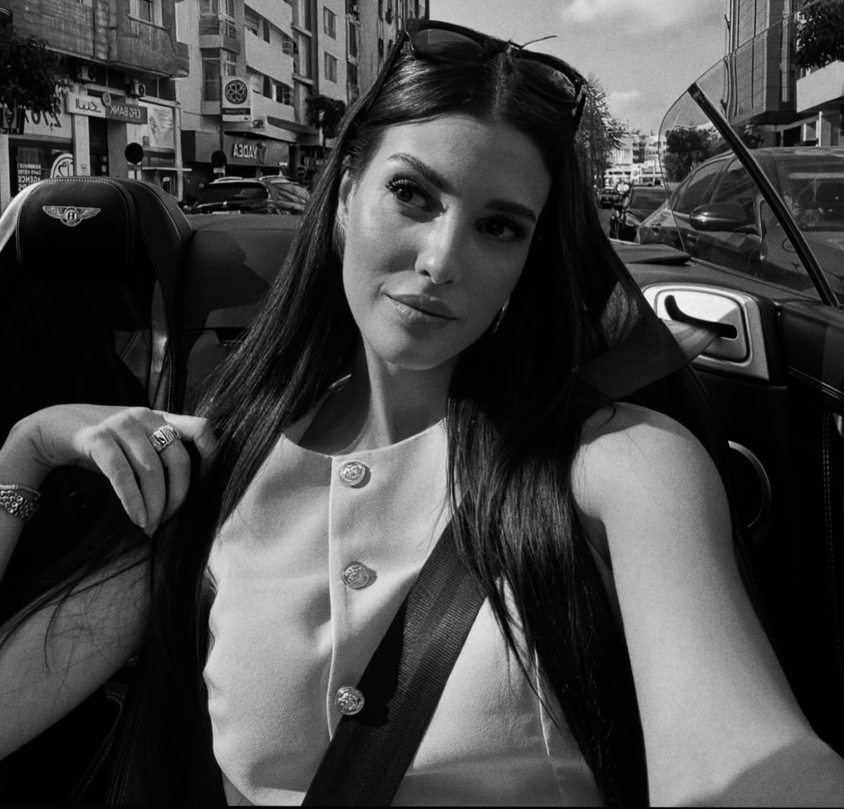 Roaaᥫ᭡ tweet media