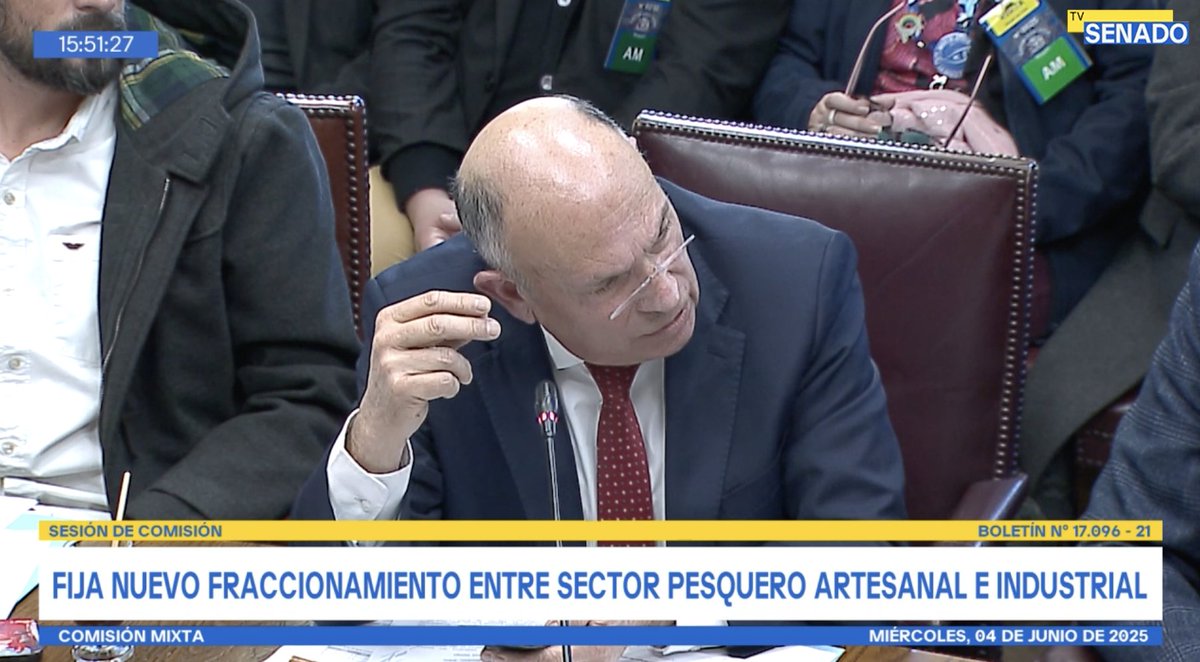 Bobadilla será uno de los que defina el destino de la Merluza, qué tal? luego de las 211 indicaciones copy paste