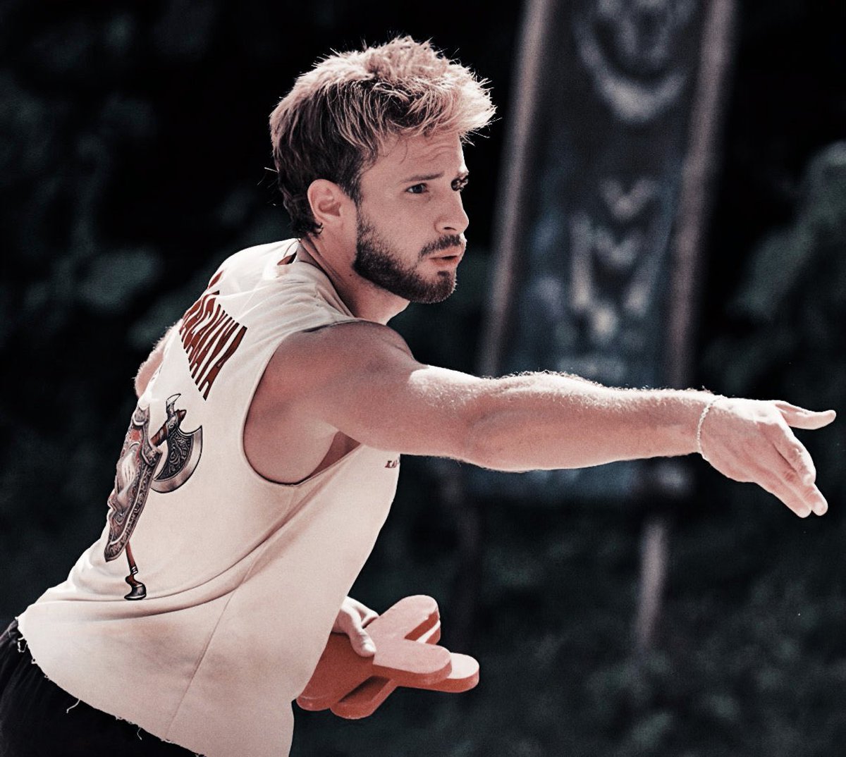 hayallerinin arkasından nasıl gidilir bizlere gösterdi hedefledi istedi ve başardı bireysellik döneminde adeta karacakaya rüzgarı esti şimdi sırada şampiyonluk ve hak edilen kupa var istiyoruz inanıyoruz yanındayız batuhan

YolunSonu ŞampiyonKaracakaya