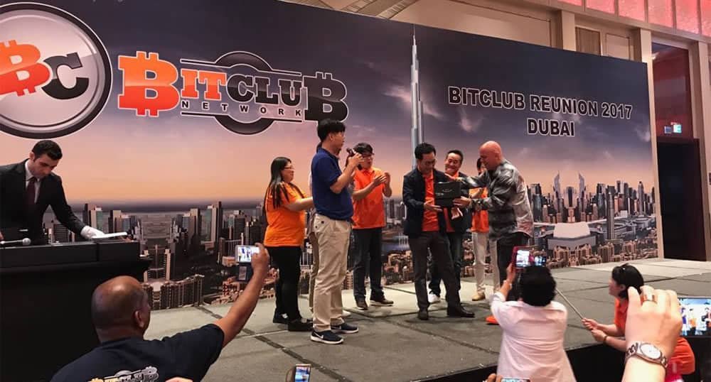 MasterCryptoHq's tweet image. 7/  #BitClubNetwork

~$722M stolen
 Victims: Tens of thousands

Ran from 2014–2019, posing as a legit Bitcoin mining pool.

– Faked mining profits
 – Used MLM to lure in new investors
 – Promised easy passive income
 – Behind the scenes, founders mocked their victims

Shut