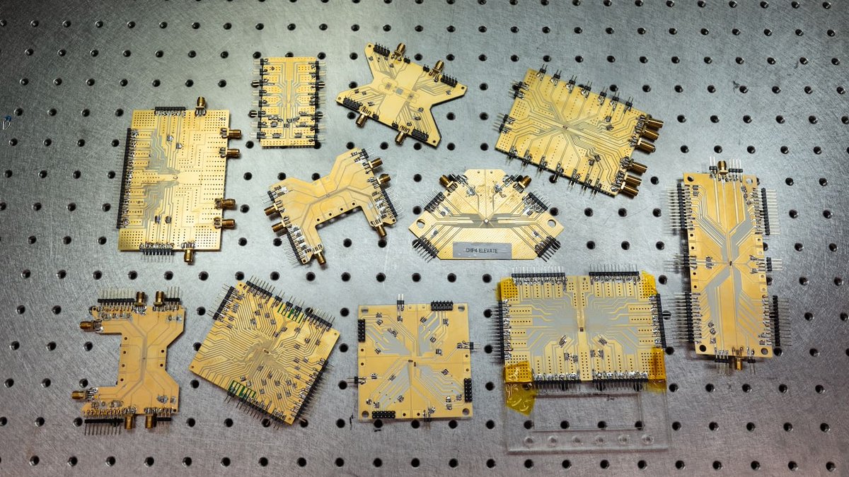 Princeton Laboratory for Artificial Intelligence (@princetonainews) on Twitter photo A grant of nearly $10 million was announced May 28 to fund a Princeton-led effort using AI to develop advanced semiconductors for wireless communication and remote sensing. The effort will be directed by <a href="/EPrinceton/">Princeton Engineering</a> prof <a href="/KSG_Princeton/">Kaushik Sengupta</a>
Read more: bit.ly/3FoaXt9 A grant of nearly $10 million was announced May 28 to fund a Princeton-led effort using AI to develop advanced semiconductors for wireless communication and remote sensing. The effort will be directed by <a href="/EPrinceton/">Princeton Engineering</a> prof <a href="/KSG_Princeton/">Kaushik Sengupta</a>
Read more: bit.ly/3FoaXt9
