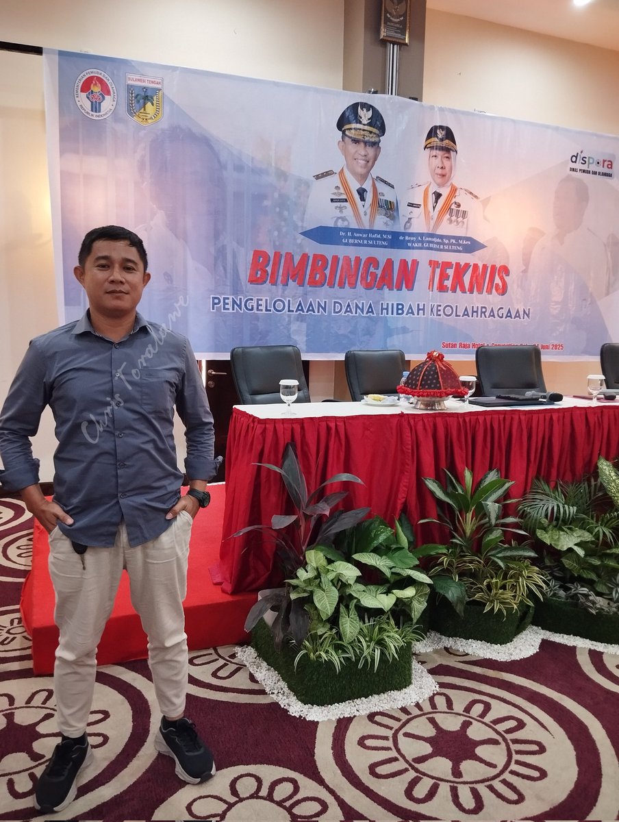 ChrisToralawe's tweet photo. Done, bimtek dari Dispora Sulteng dipimpin lgsg Pak Kadispora 😎
#dispora #pengprov #pengkot #pengkab #kemenpora #kerja #fighter #sulteng #koni #palu #ibca #asta #mma #ibcamma #astamma #makiloputra #tuamalolombulan #manado #atlit #pamona #boe #putramakilo #atlet #kormi #petarung https://t.co/85cb7YQQdn