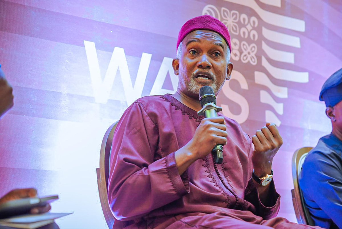 mvcciido_szn's tweet photo. Foreign Affairs Minister @YusufTuggar hosted top CEOs & industry leaders in Lagos today ahead of #WAES2025, urging private sector input on trade, regulation & finance to shape West Africa’s economic future.
The Summit holds June 20–21 in Abuja.
#WAES @waesummit @NigeriaMFA https://t.co/Uq39QbJ5qJ