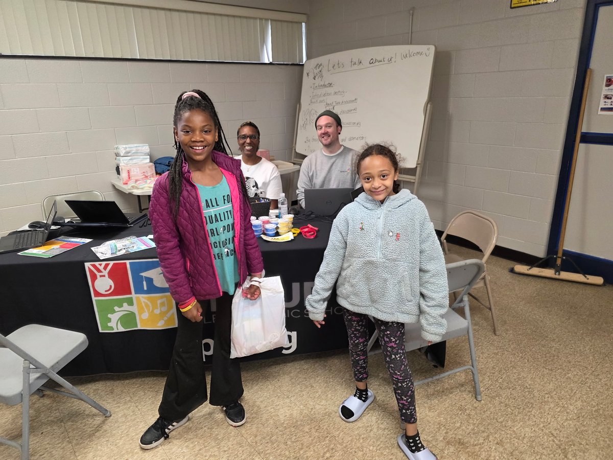 TPSProud's tweet photo. Lucas Metropolitan Housing Registration Event held at the Birmingham Terrace. TPS staff were there to assist families with registration, answer questions, and share information about TPS. 

#TPSProud
🟥🟦🟩🟨 https://t.co/DkBOpJNlXa
