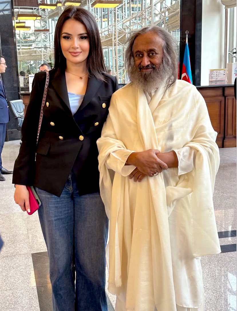 🇦🇿| Aysel Teymurzade, Ünlü Guru Ravi Shankar (Gurudev) İle Bir Araya Geldi!