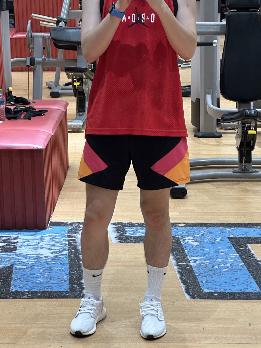 夏天要来了
傻逼该发情了😈