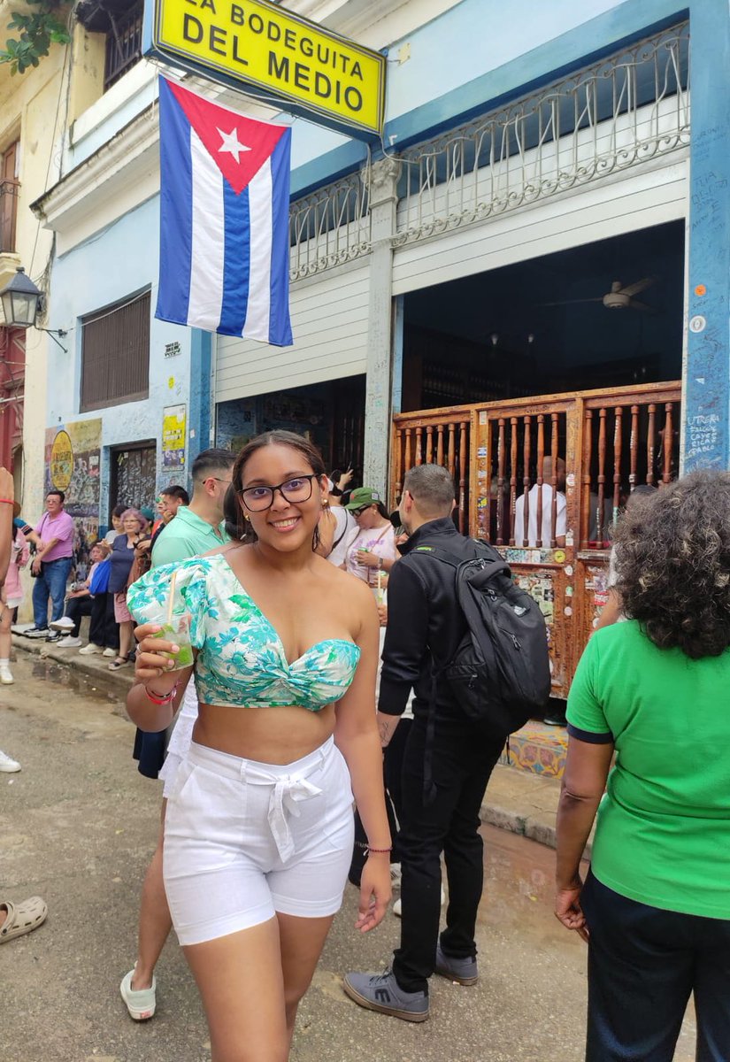 msucethp's tweet photo. No sé por qué, pero siempre sentí que Cuba me llamaba... y tenía que ir.🇨🇺🤍 https://t.co/1UvZ4XAnD8