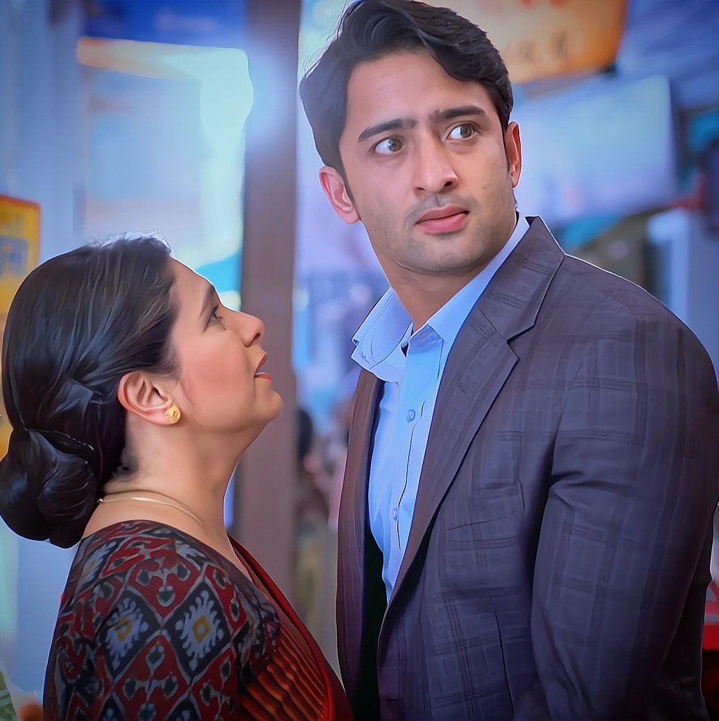 SnsTanuja's tweet photo. - "Beta maa ki lathi hota hai.. Aur lathi Sirf sahara nhi deta, dand bhi deta hai.."

Dev Dixit 💥❤️

#ShaheerSheikh #ShaheerAsDev #KRPKAB https://t.co/bM20WNiMeF