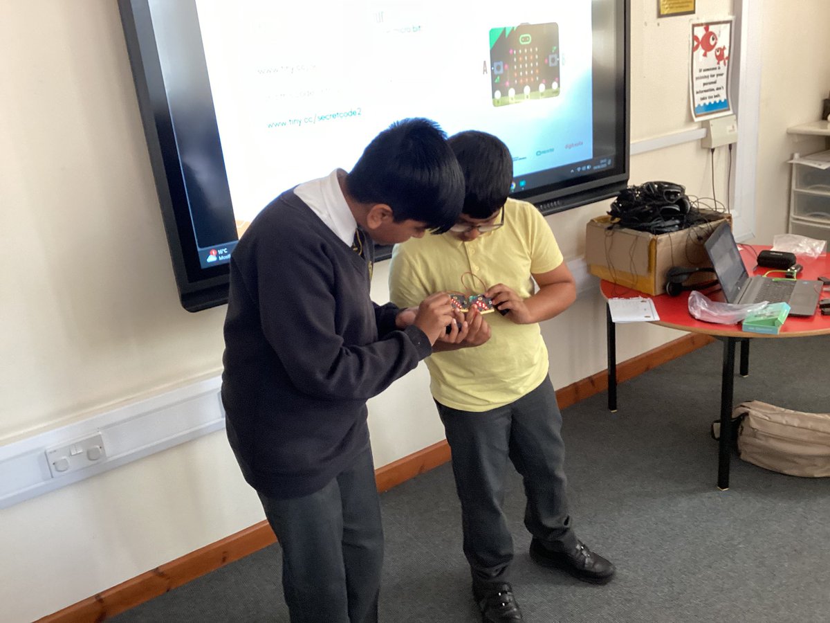year_holy's tweet image. Year 5 have been learning to use micro:bits with Ms Fitzgerald! As part of the EcoCode project, they&apos;re exploring sustainable computing and climate action through fun, hands-on coding activities. 🌍💻 #EcoCode #SustainableTech #Year5Coding #Computinghfb10