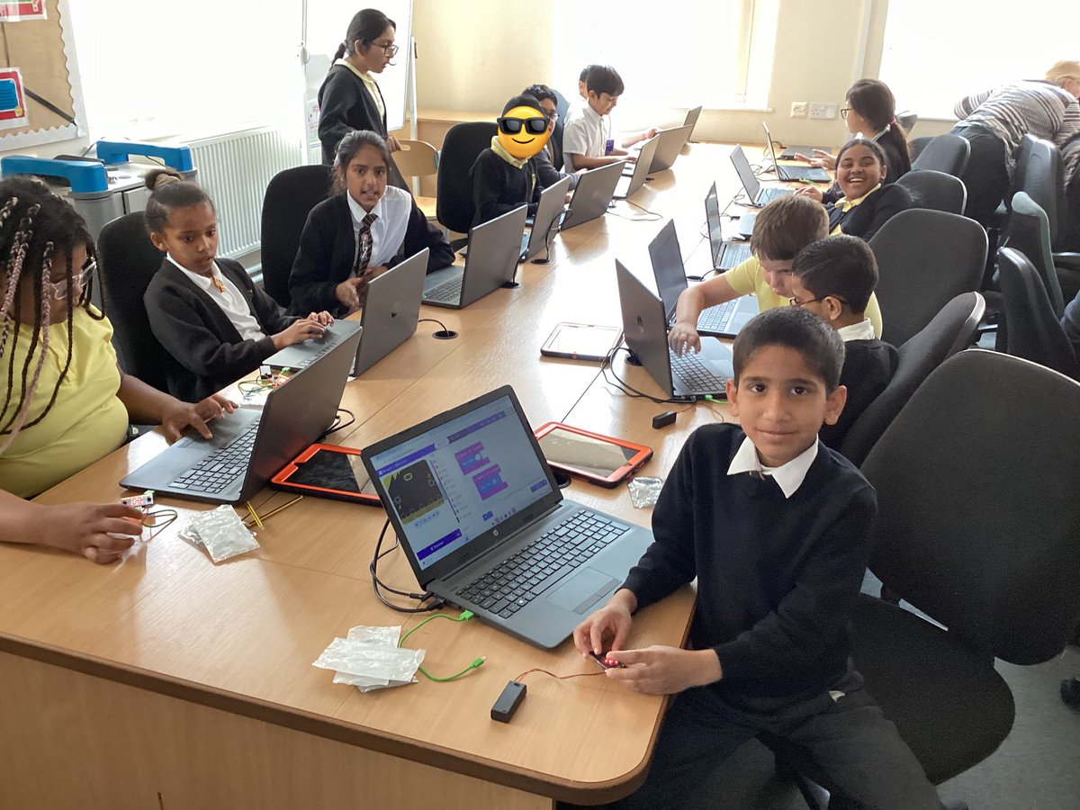 year_holy's tweet image. Year 5 have been learning to use micro:bits with Ms Fitzgerald! As part of the EcoCode project, they&apos;re exploring sustainable computing and climate action through fun, hands-on coding activities. 🌍💻 #EcoCode #SustainableTech #Year5Coding #Computinghfb10